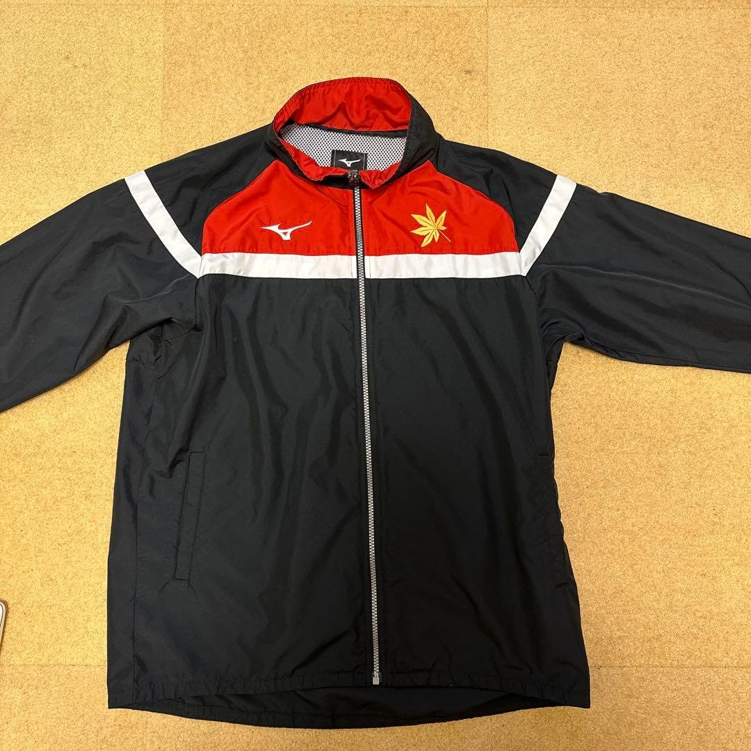 東山高校バスケ部Mizuno ナイロンジャケット 黒/赤 MIZUNO（ミズノ） ミズノ公式 ウインドブレーカーシャツ